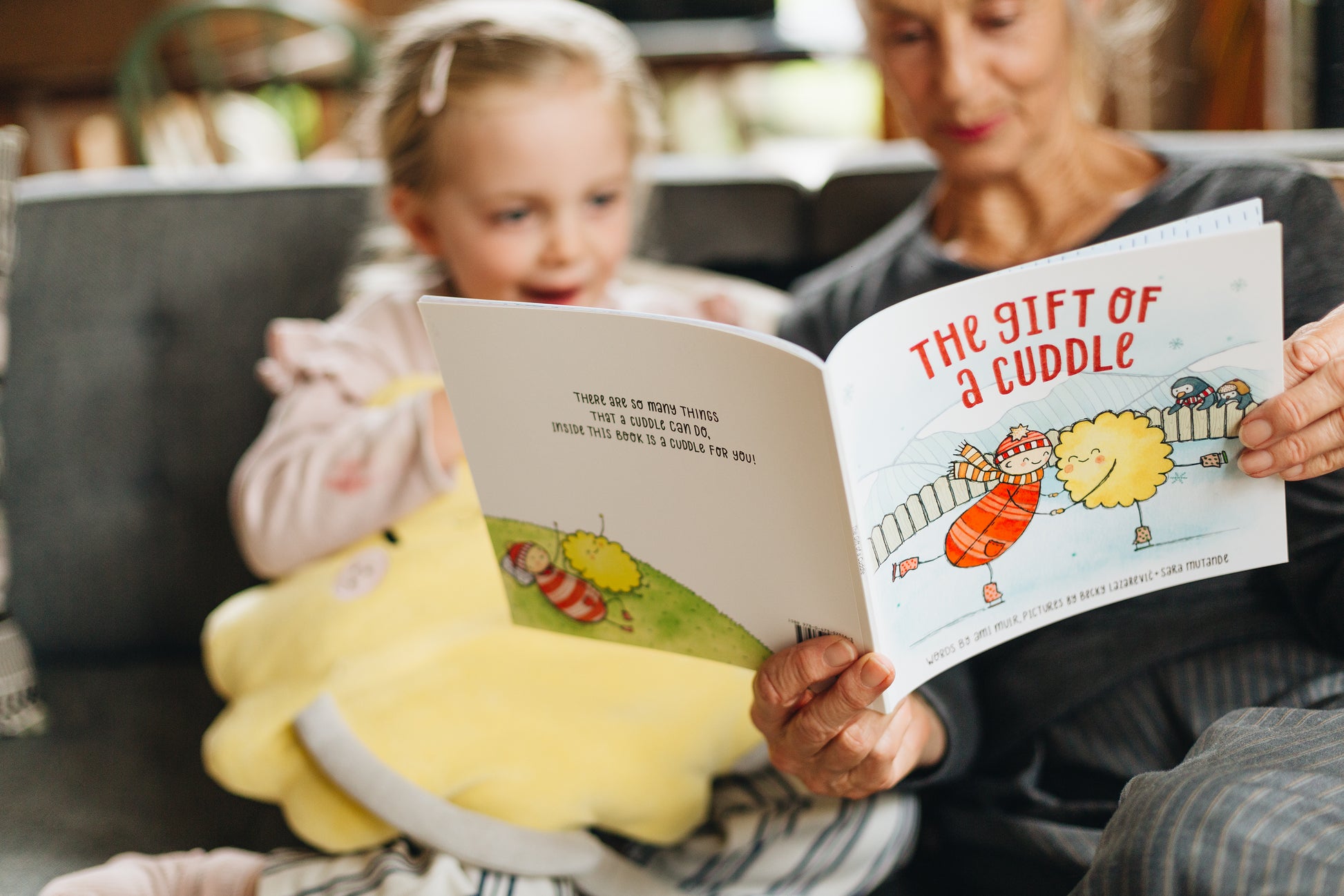 Bundle - Big Cuddle & The Gift of a Cuddle book - The Kiss Co