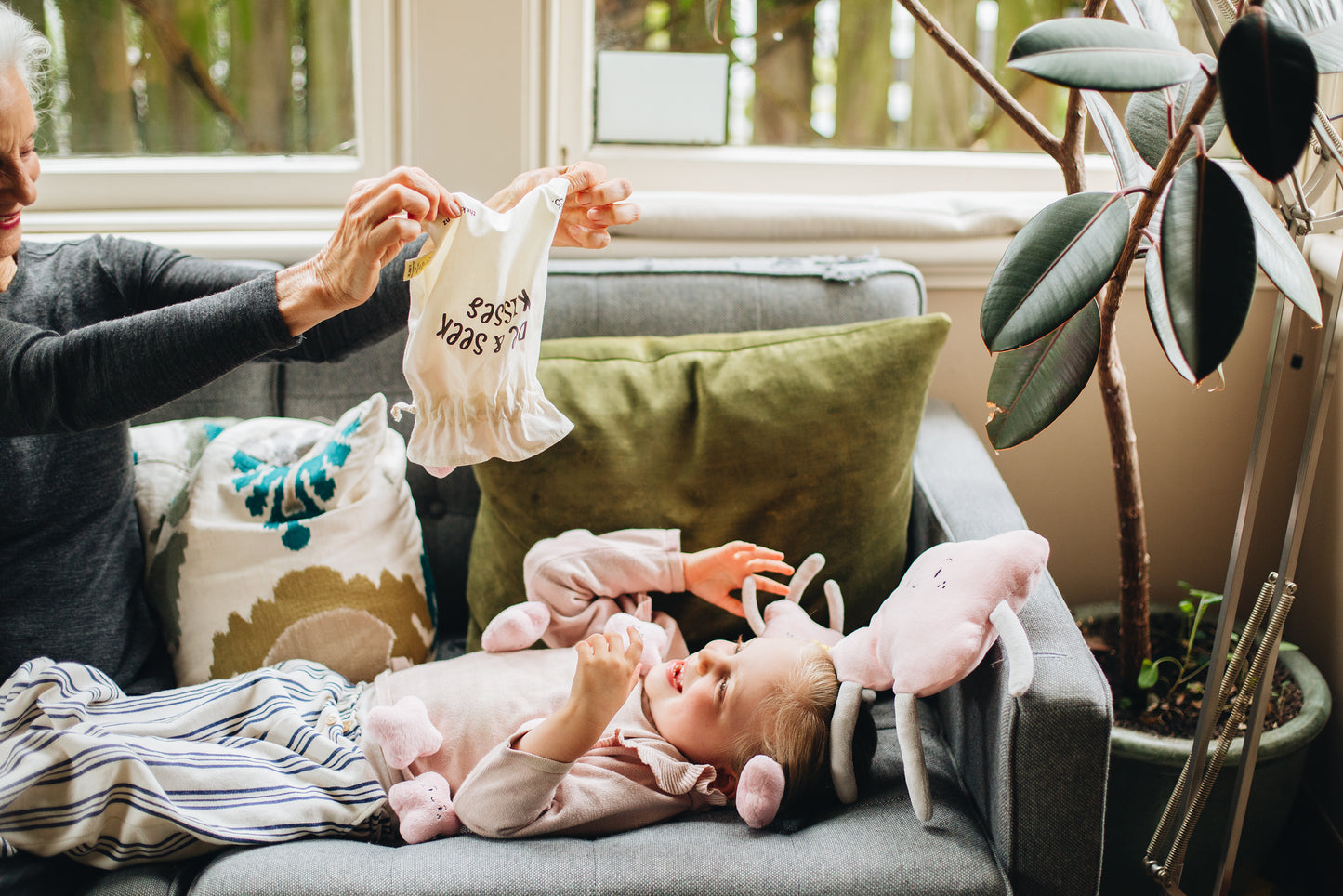 Bundle - Box Set + Hide & Seek Kisses - The Kiss Co